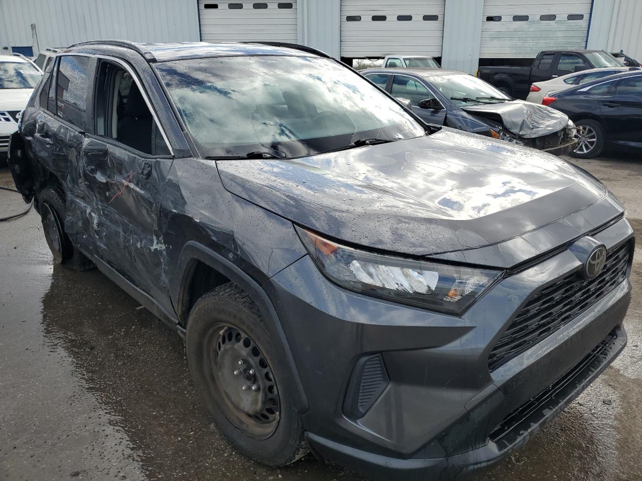 VIN JTMH1RFV8KJ006553 2019 TOYOTA RAV4 no.4