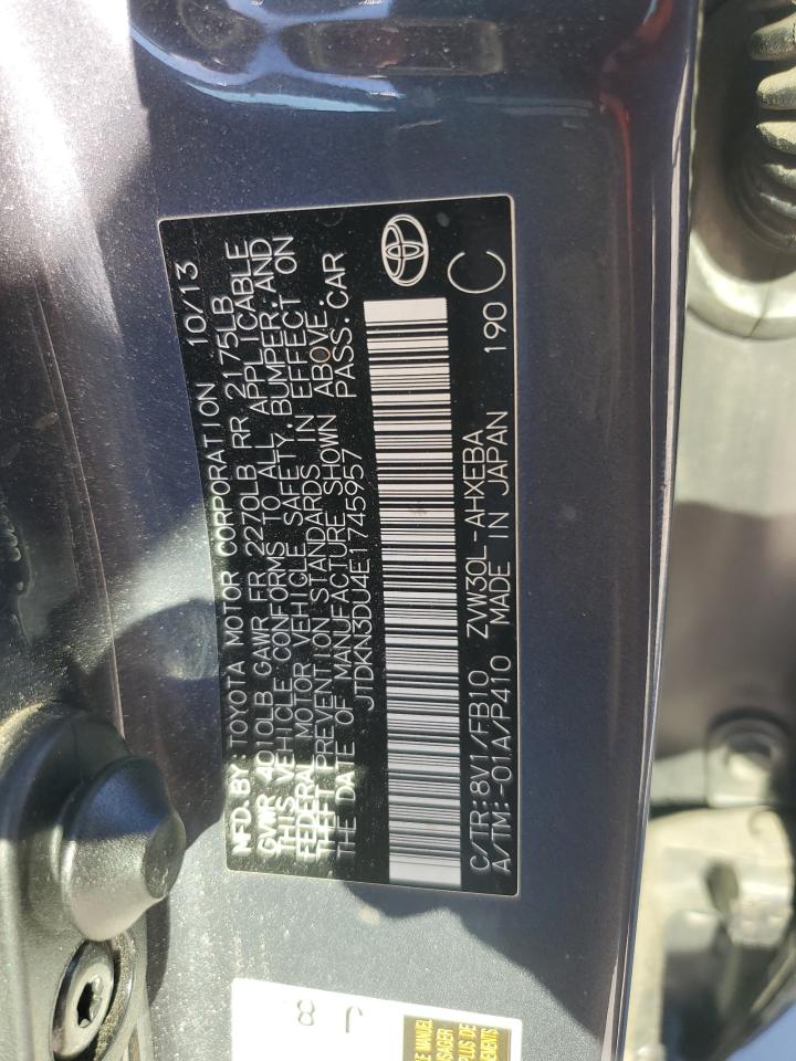 2014 Toyota Prius - Image 12