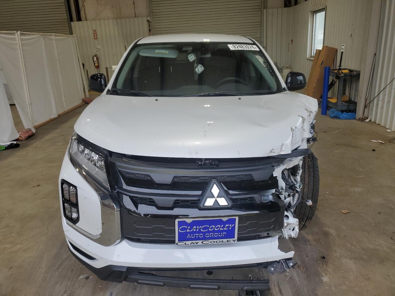 2024 Mitsubishi Outlander - Image 5