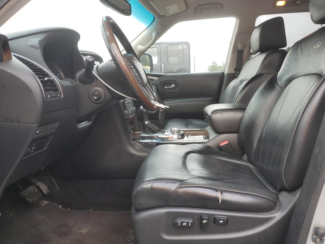 2013 Infiniti QX56 - Image 7