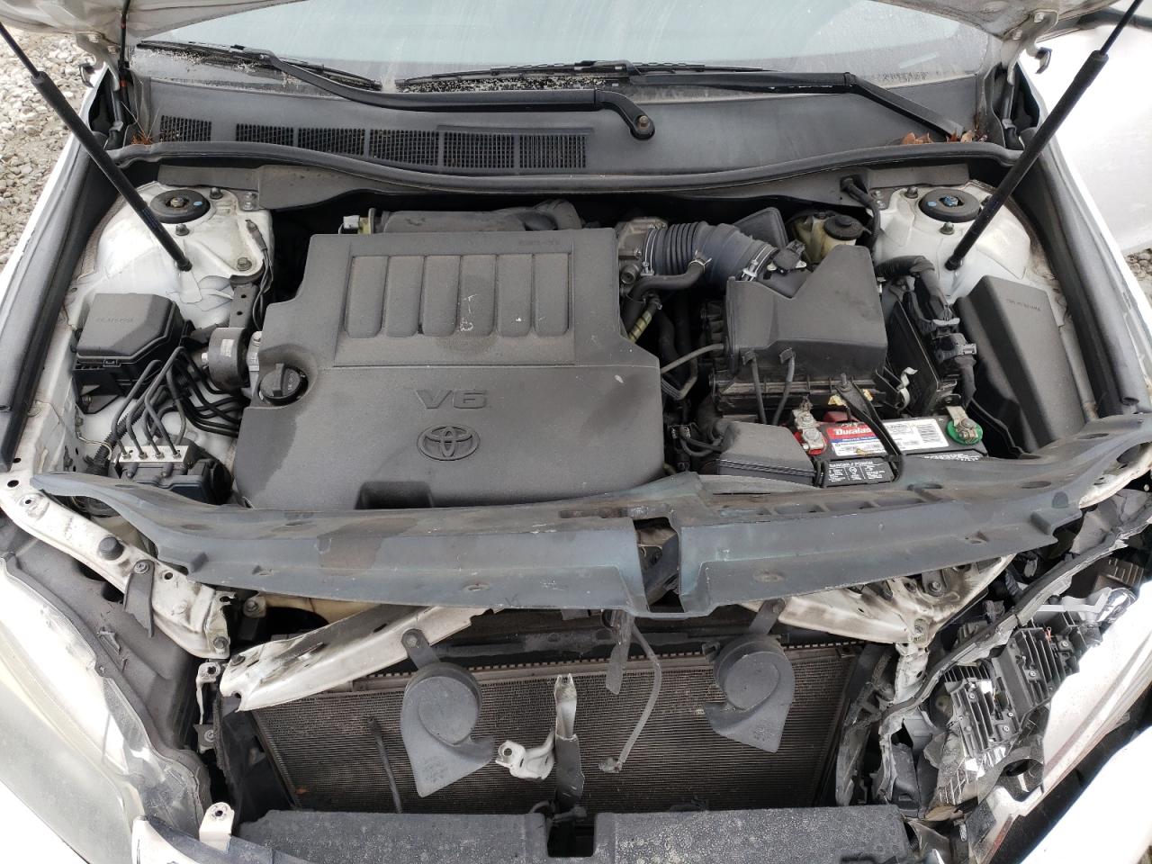 2015 Toyota Camry - Image 11