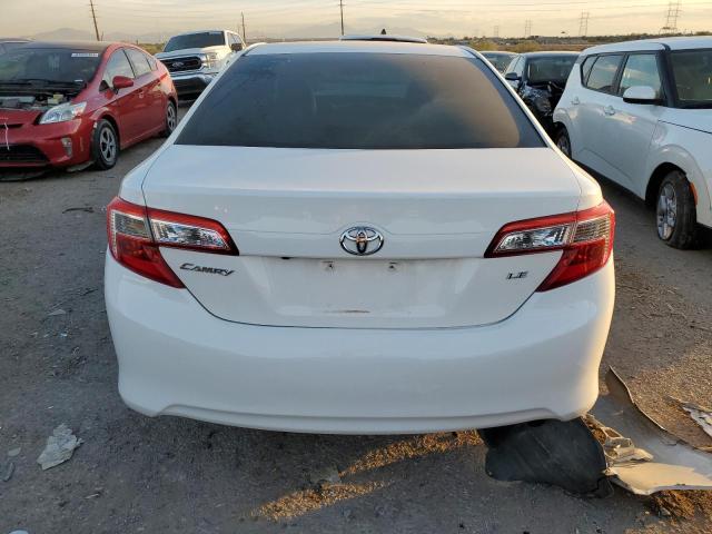  TOYOTA CAMRY 2014 Biały