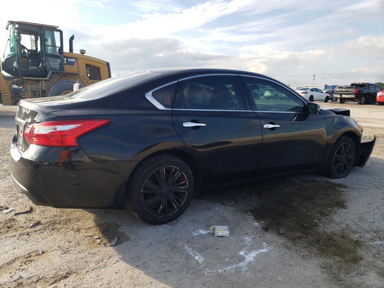 2017 Nissan Altima 2.5 VIN: 1N4AL3AP8HC277052 Lot: 79746704