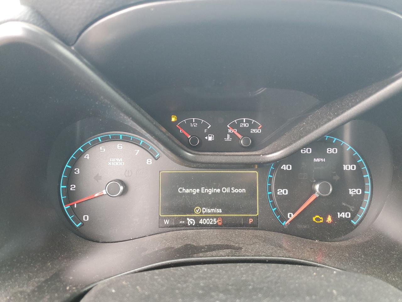 2022 Chevrolet Colorado - Image 9