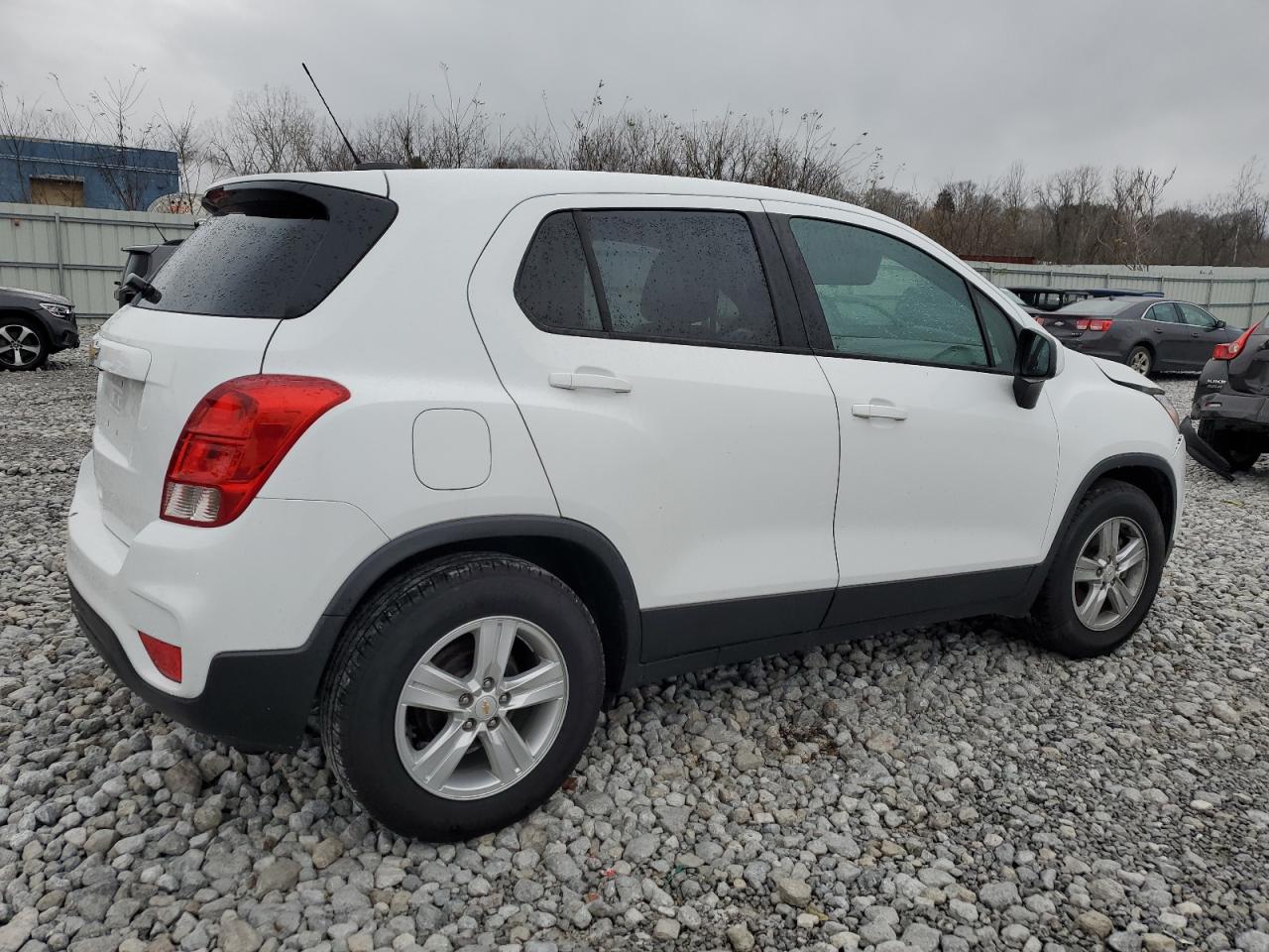 2020 Chevrolet Trax - Image 3