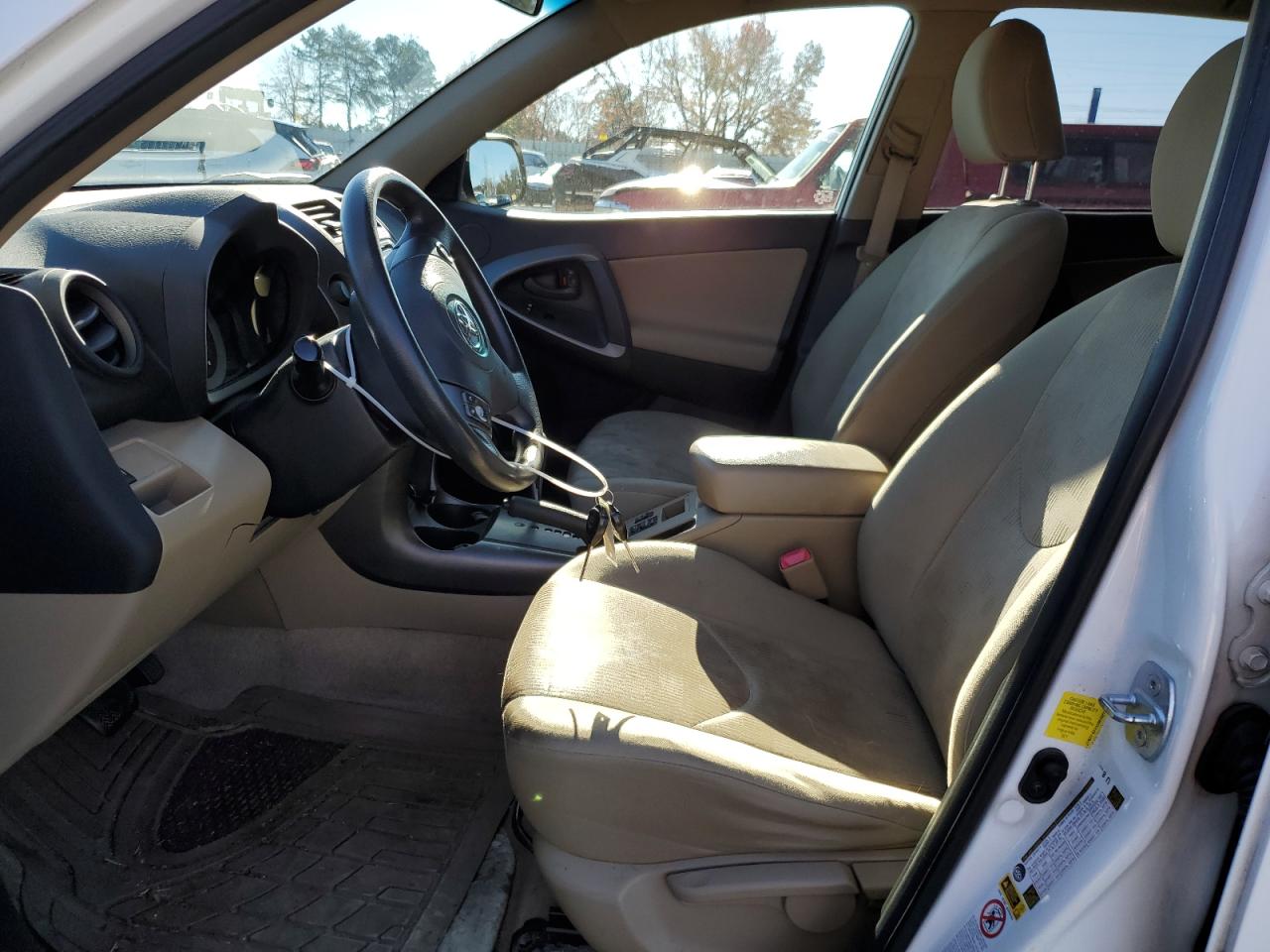 2012 Toyota RAV 4 - Image 7