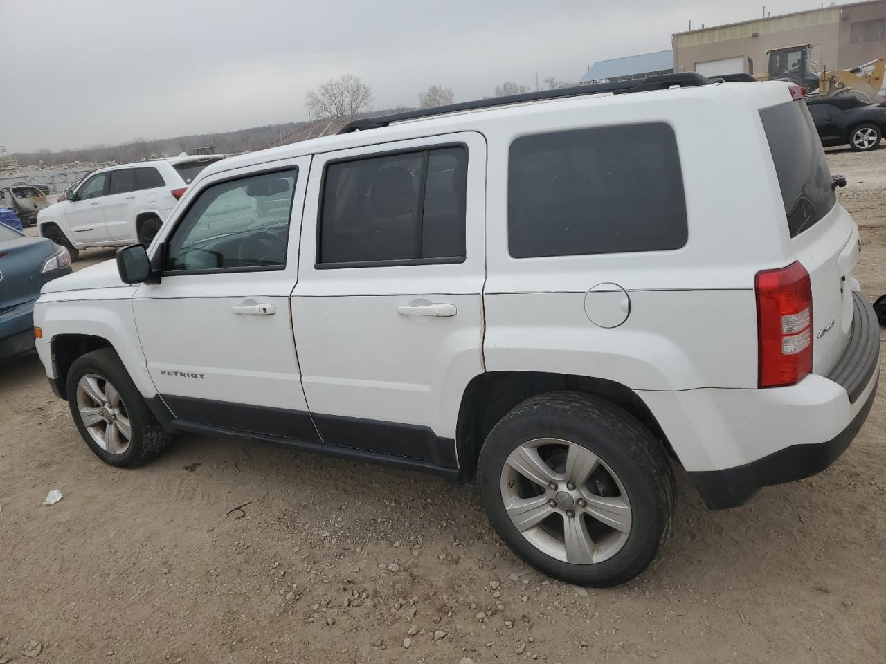 2012 Jeep Liberty (Patriot) - Image 2