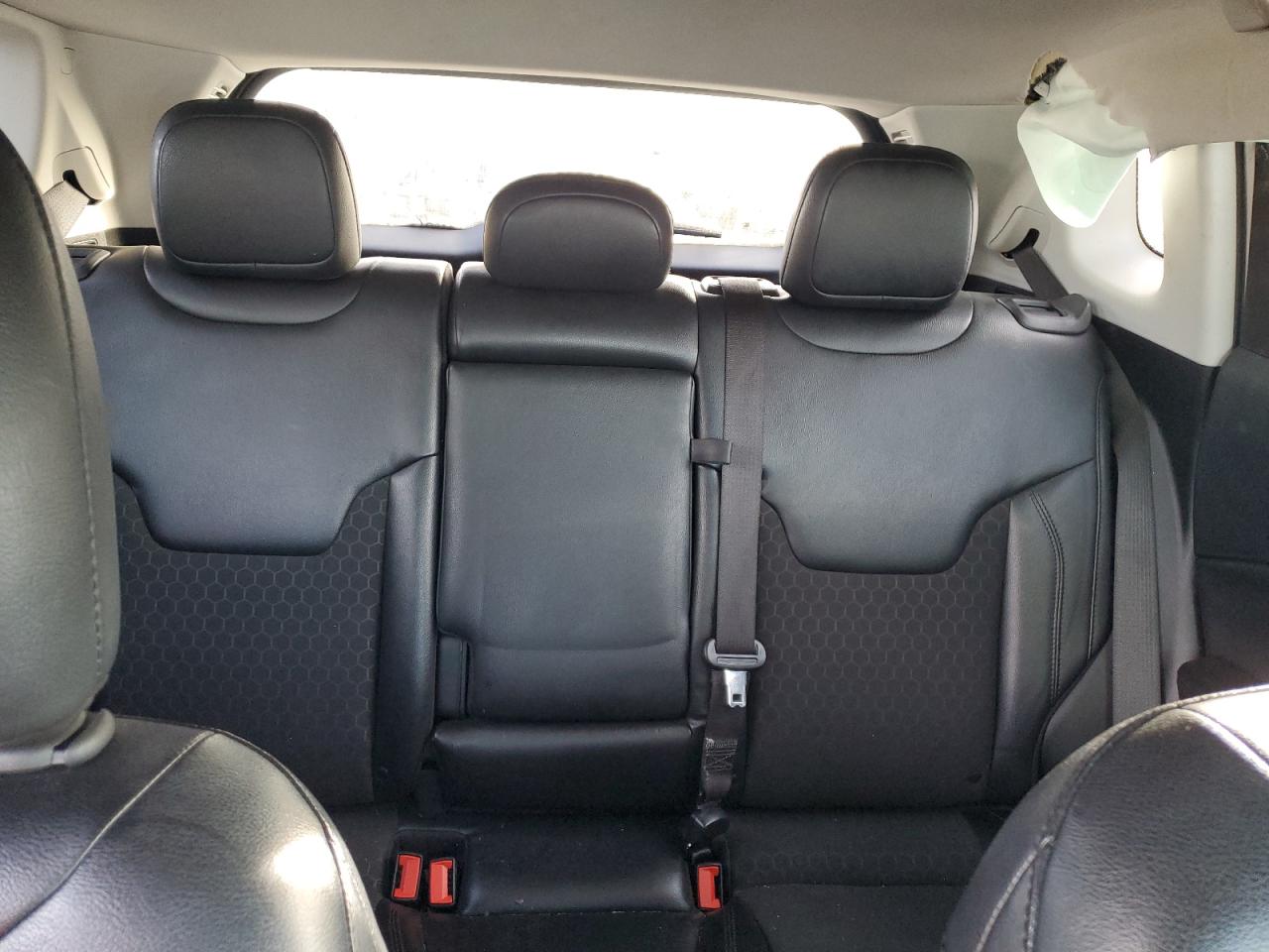 2020 Jeep Compass - Image 10