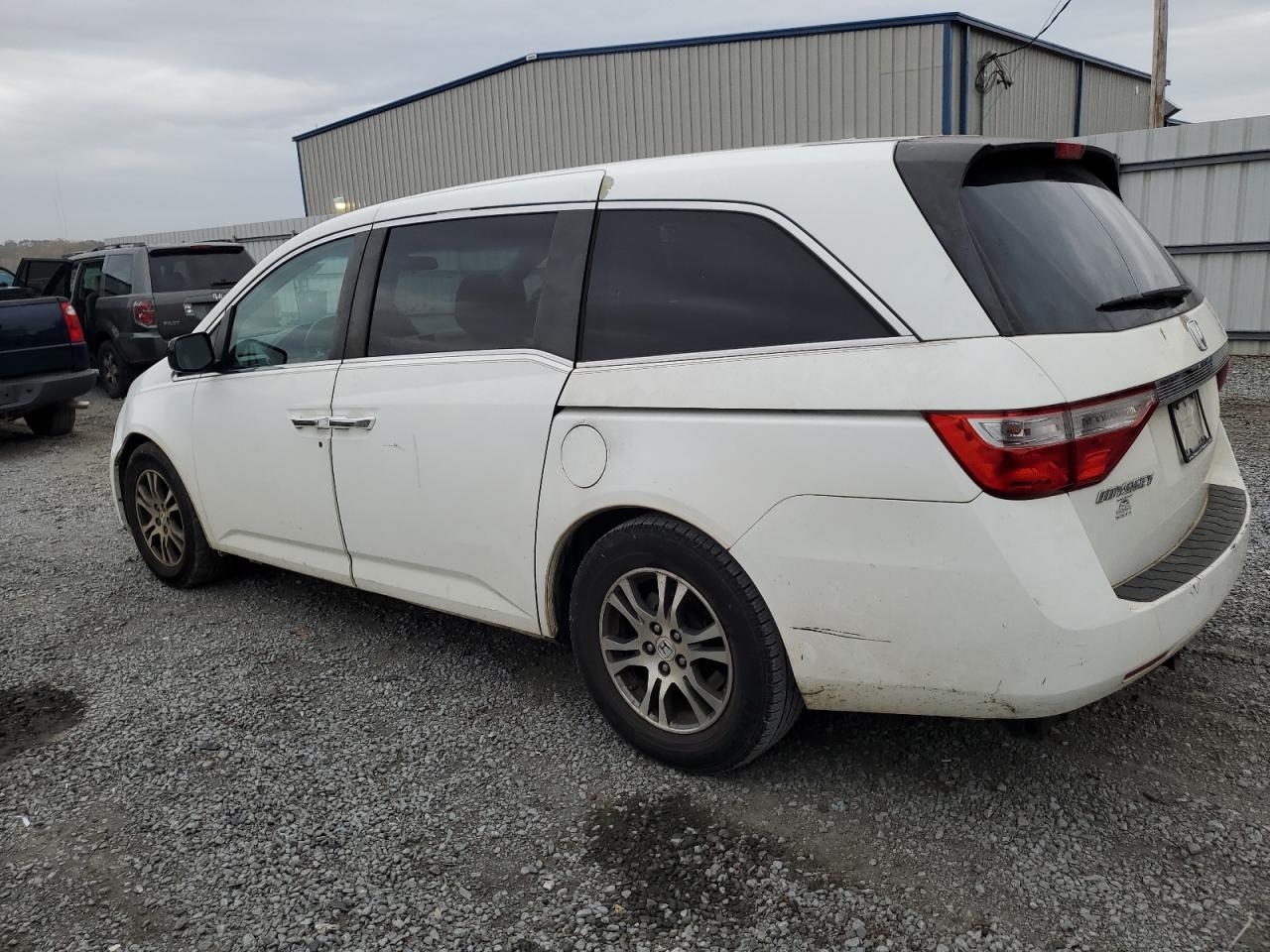 2012 Honda Odyssey - Image 2