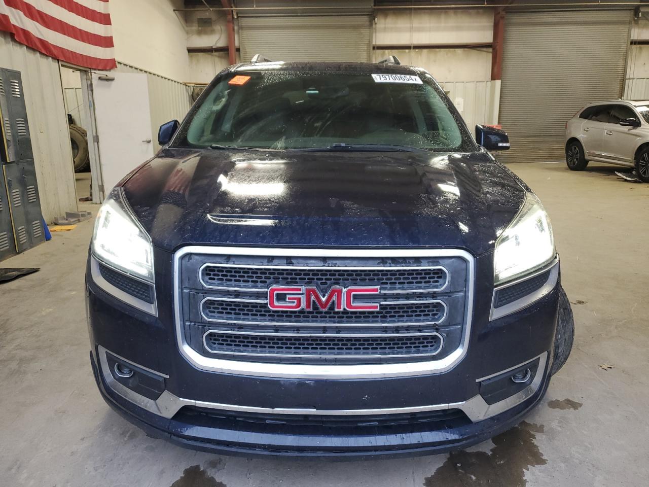 2017 GMC Acadia - Image 5