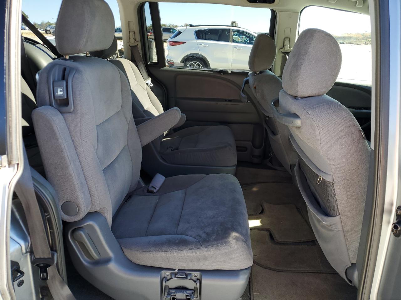 2006 Honda Odyssey - Image 11