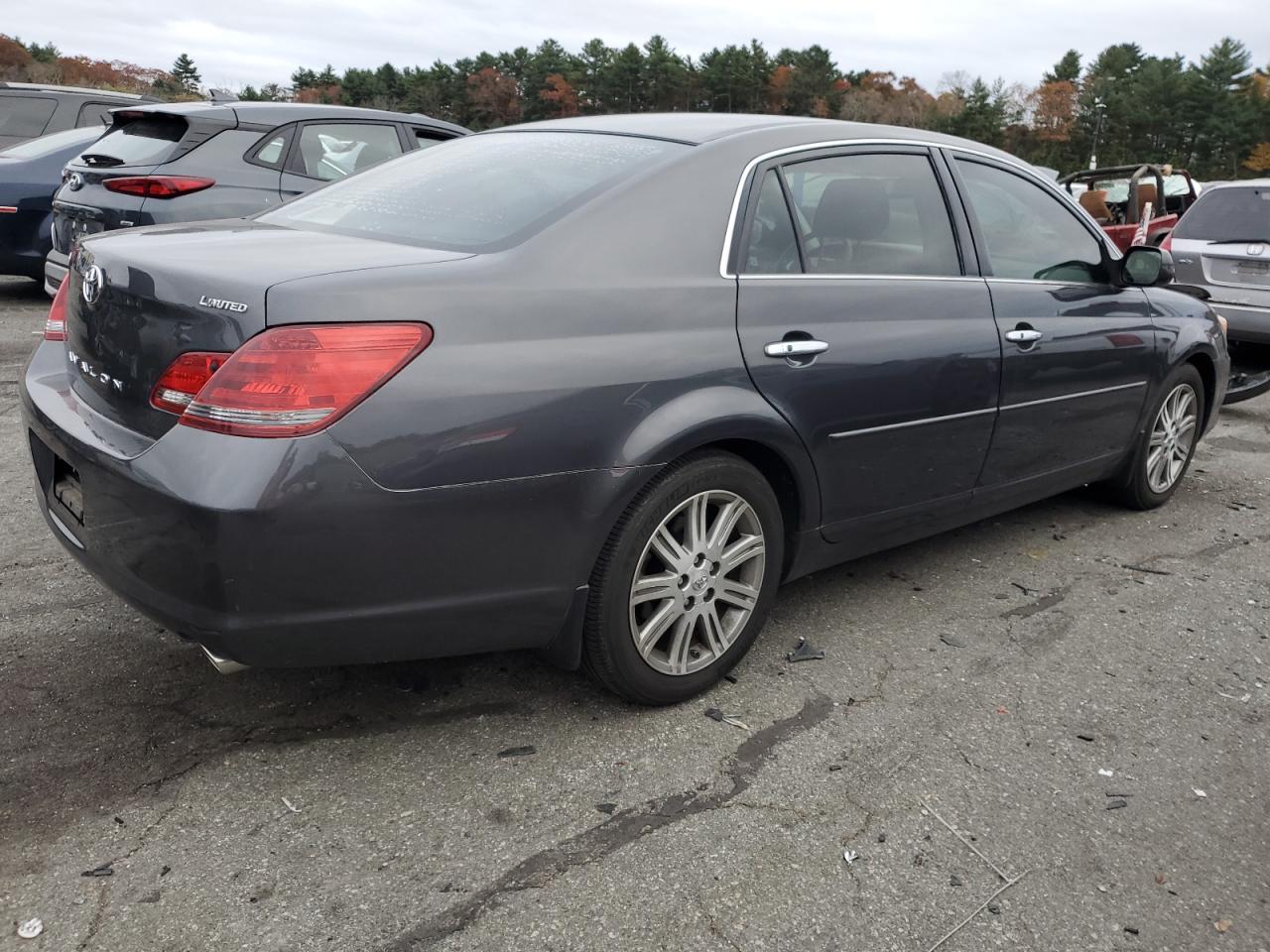2008 Toyota Avalon - Image 3