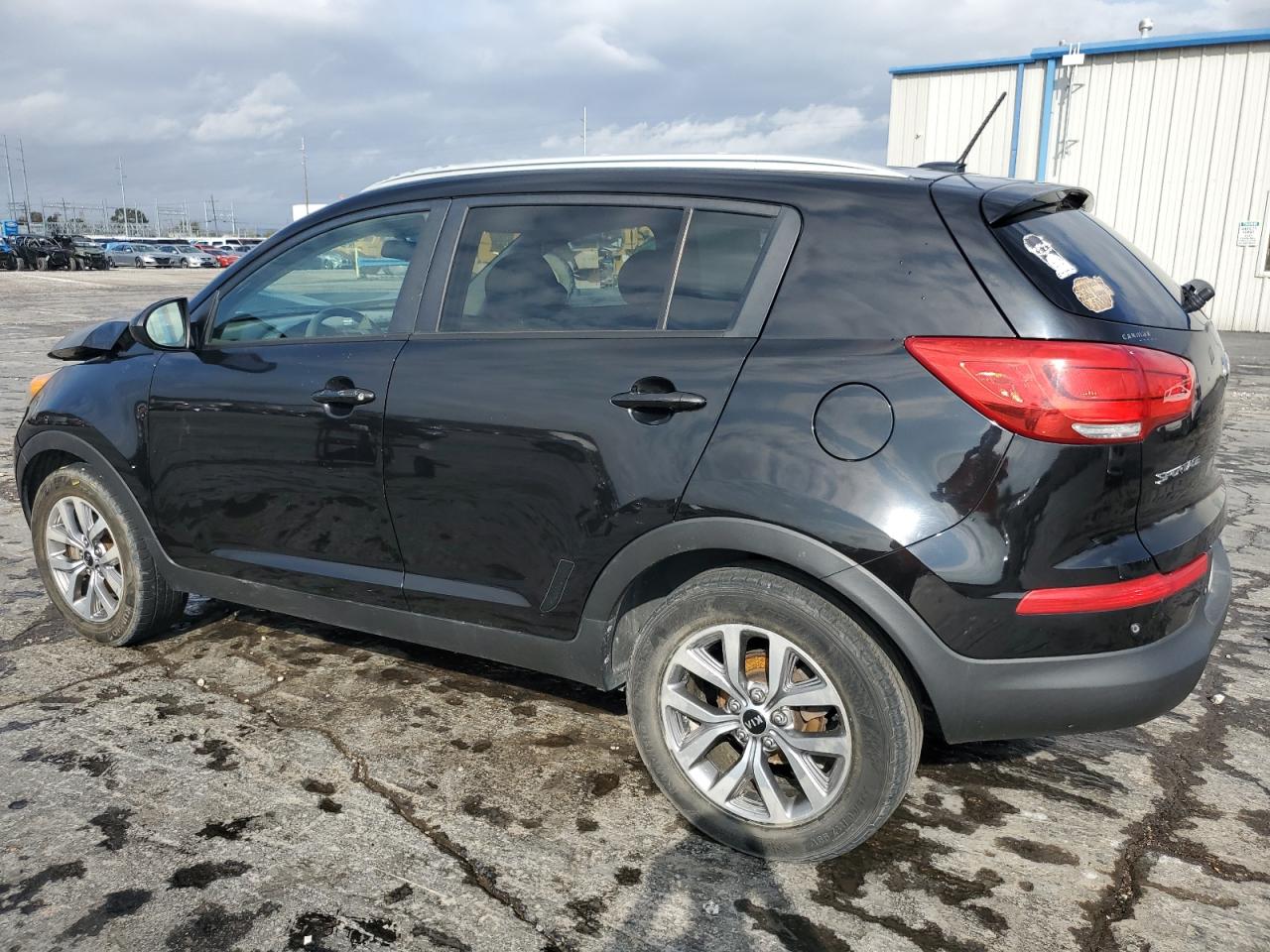 2016 Kia Sportage - Image 2