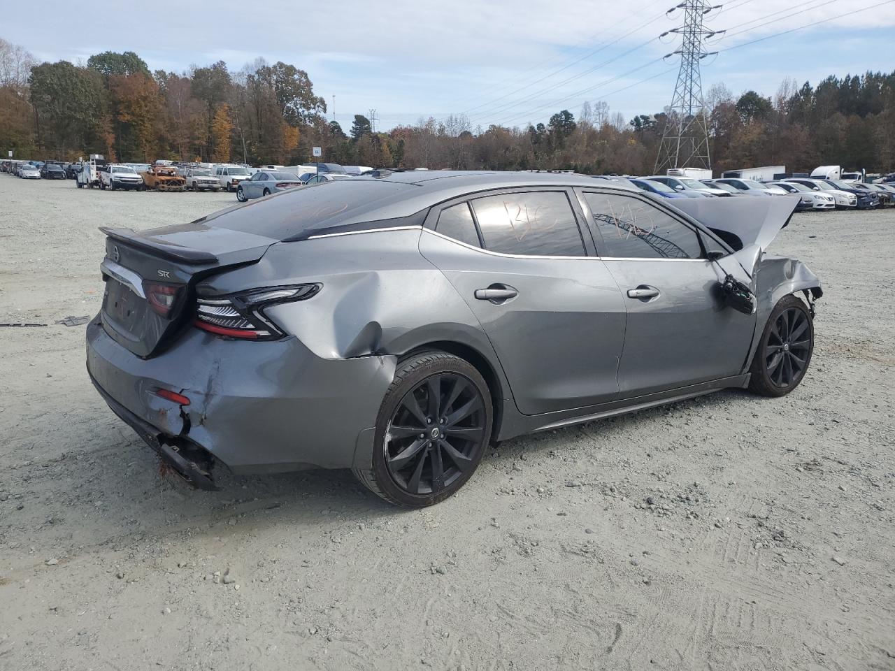 2020 Nissan Maxima - Image 3