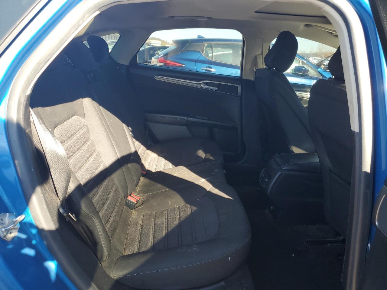 2020 Ford Fusion - Image 10