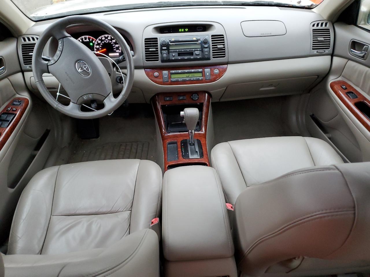 2006 Toyota Camry - Image 8