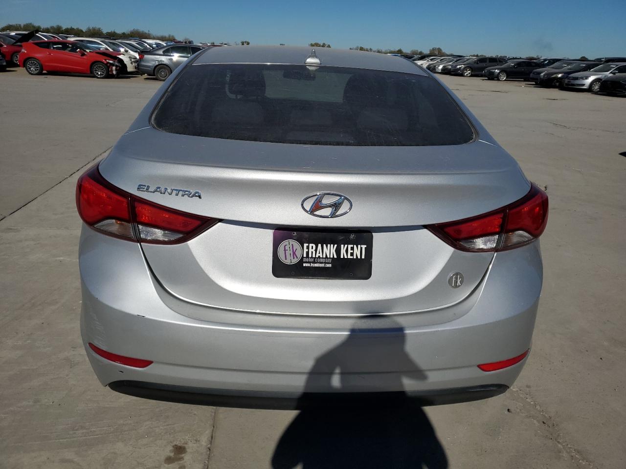 2016 Hyundai Elantra - Image 6