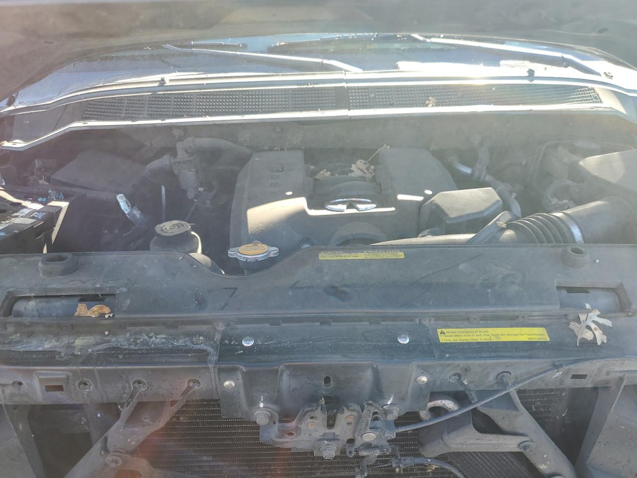 2004 Infiniti QX56 - Image 12