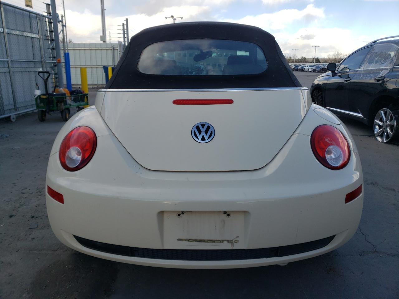 2009 Volkswagen New Beetle S VIN: 3VWRF31Y69M404780 Lot: 80948644