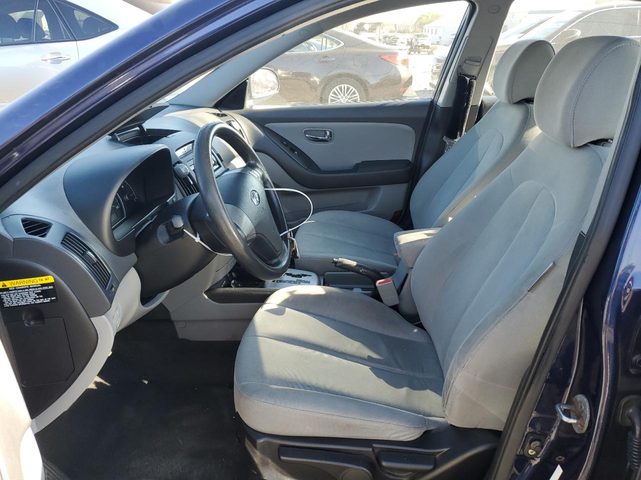 2010 Hyundai Elantra - Image 7