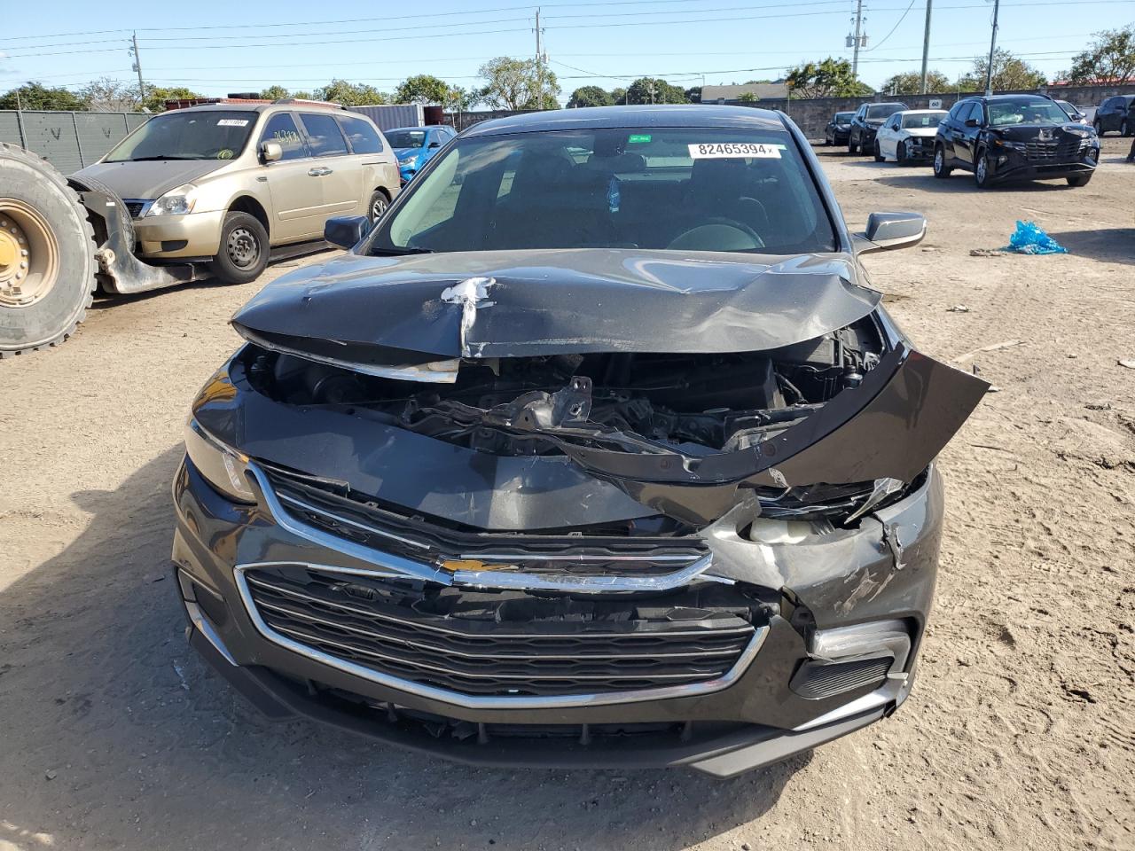 VIN 1G1ZD5STXJF236128 2018 CHEVROLET MALIBU no.5