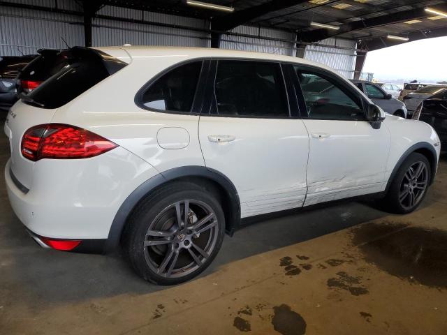  PORSCHE CAYENNE 2012 Білий