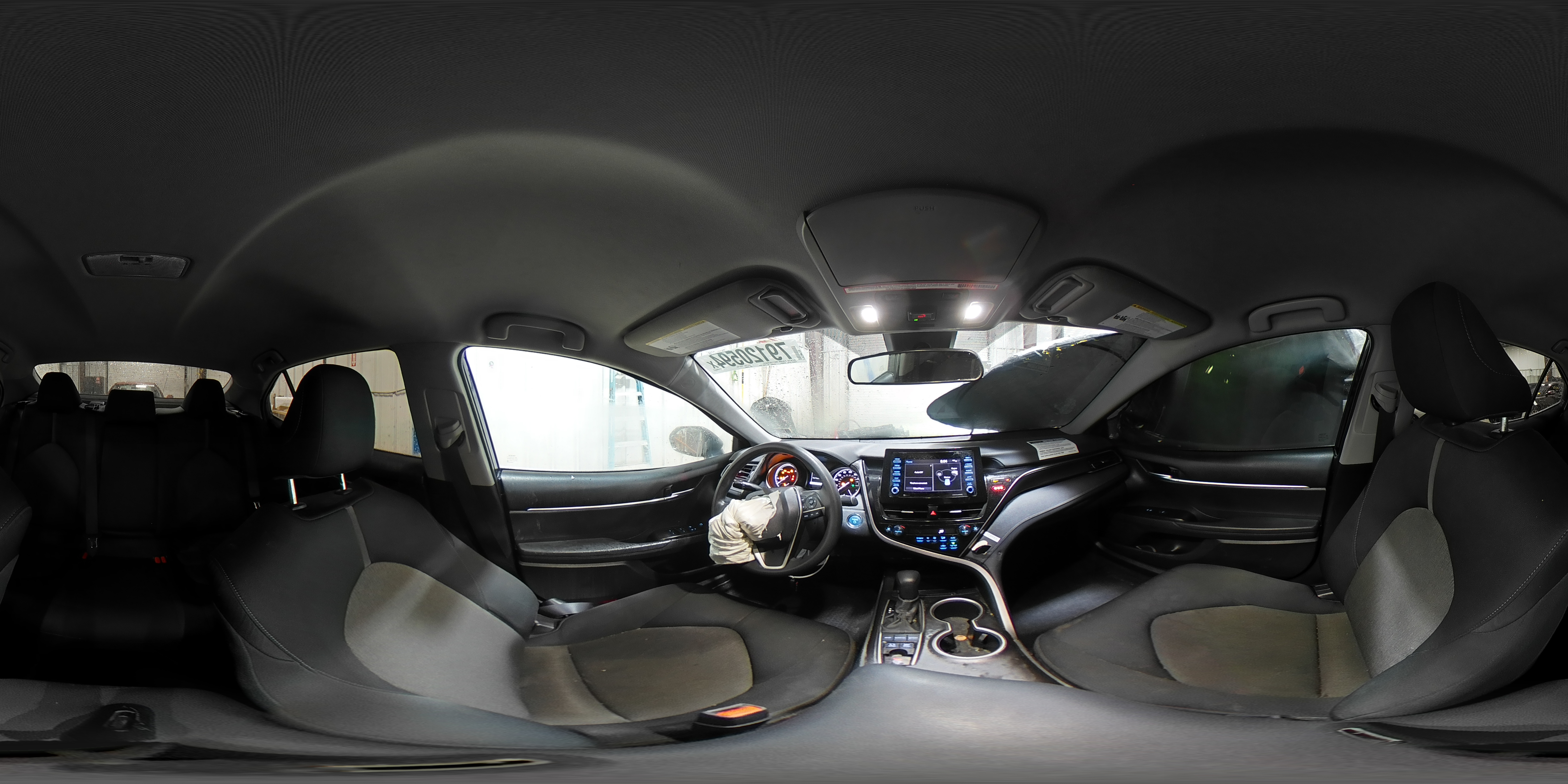 2022 Toyota Camry - Image 15