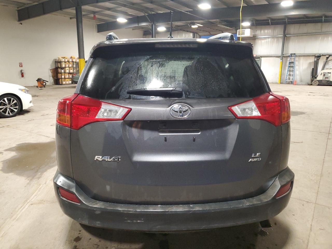 2015 Toyota RAV 4 - Image 6