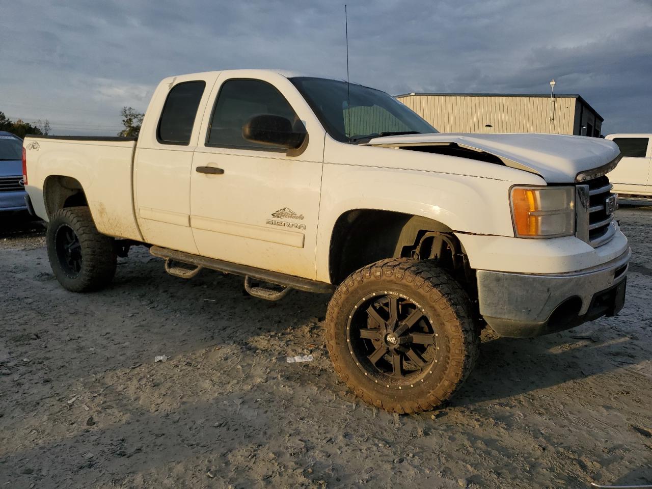 2012 GMC Sierra - Image 4
