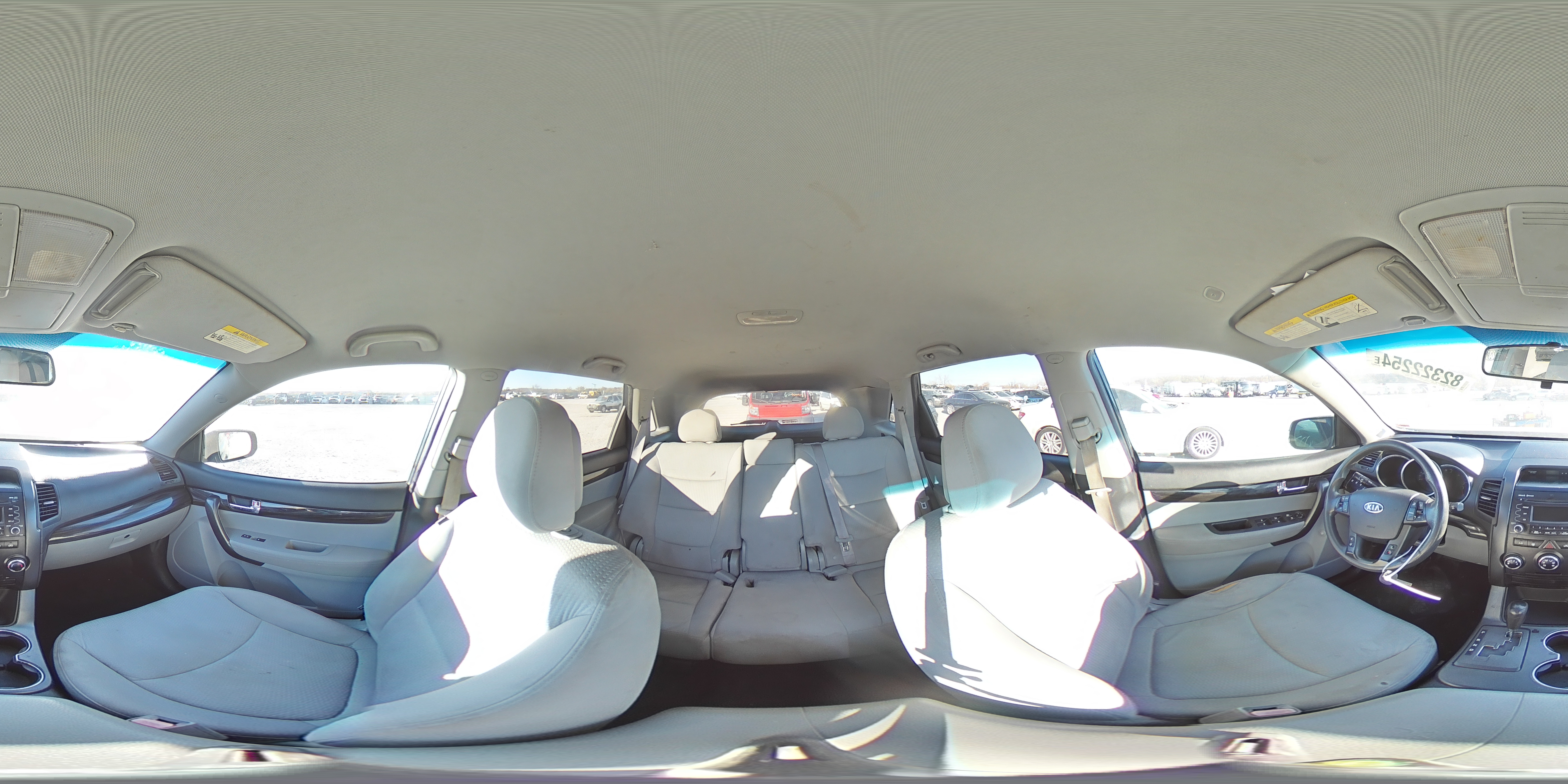 2012 Kia Sorento - Image 14