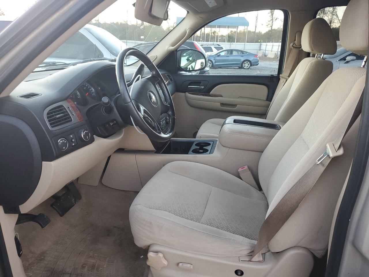2008 Chevrolet Avalanche - Image 7