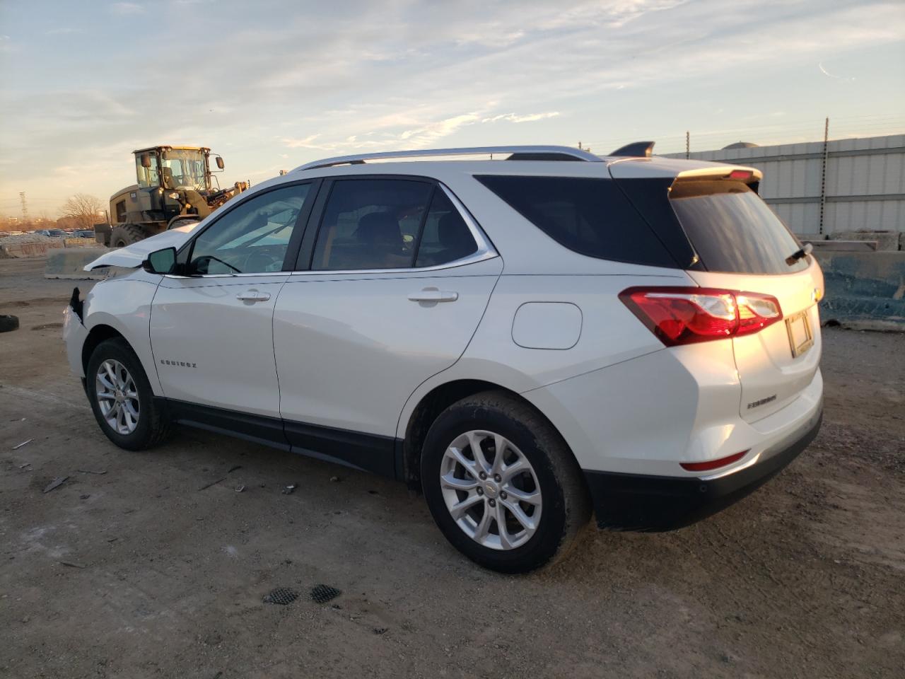 2021 Chevrolet Equinox - Image 2