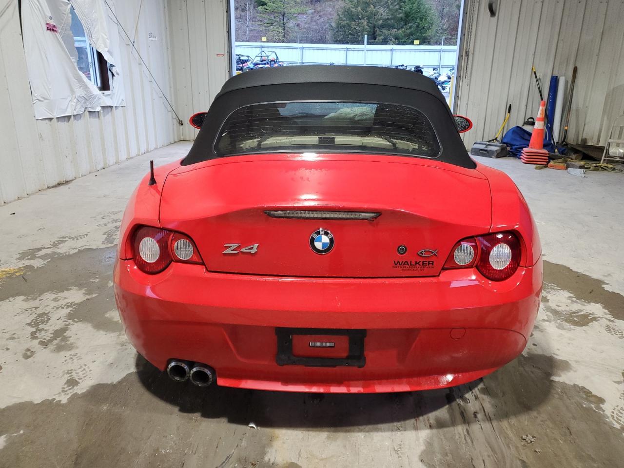 2005 BMW Z4 - Image 10