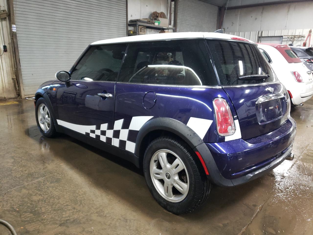 2006 MINI Cooper - Image 2