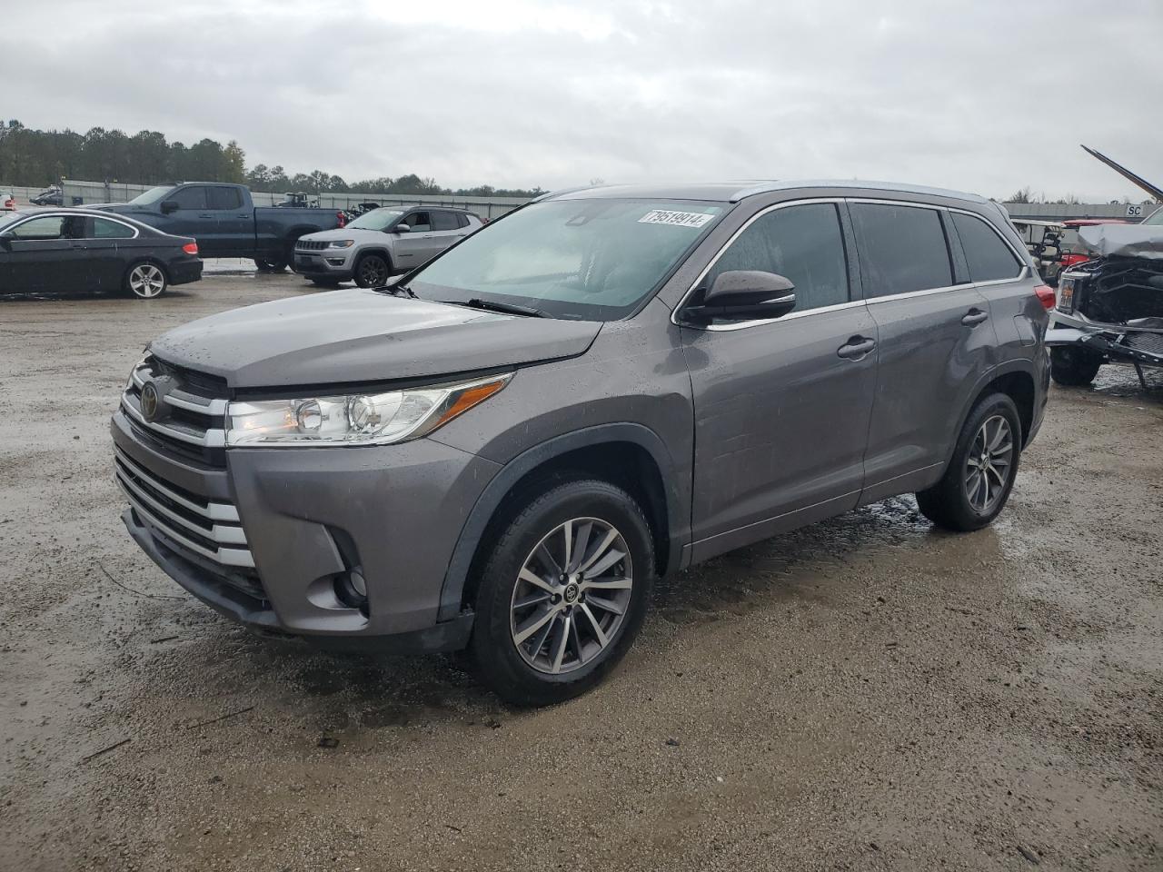 2018 TOYOTA HIGHLANDER