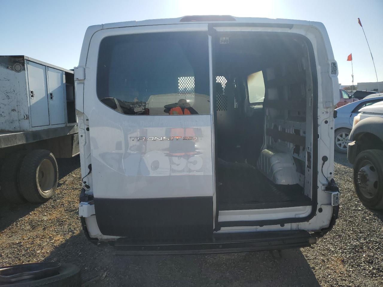 2023 Ford Transit T-250 VIN: 1FTBR1Y84PKB23281 Lot: 81489284