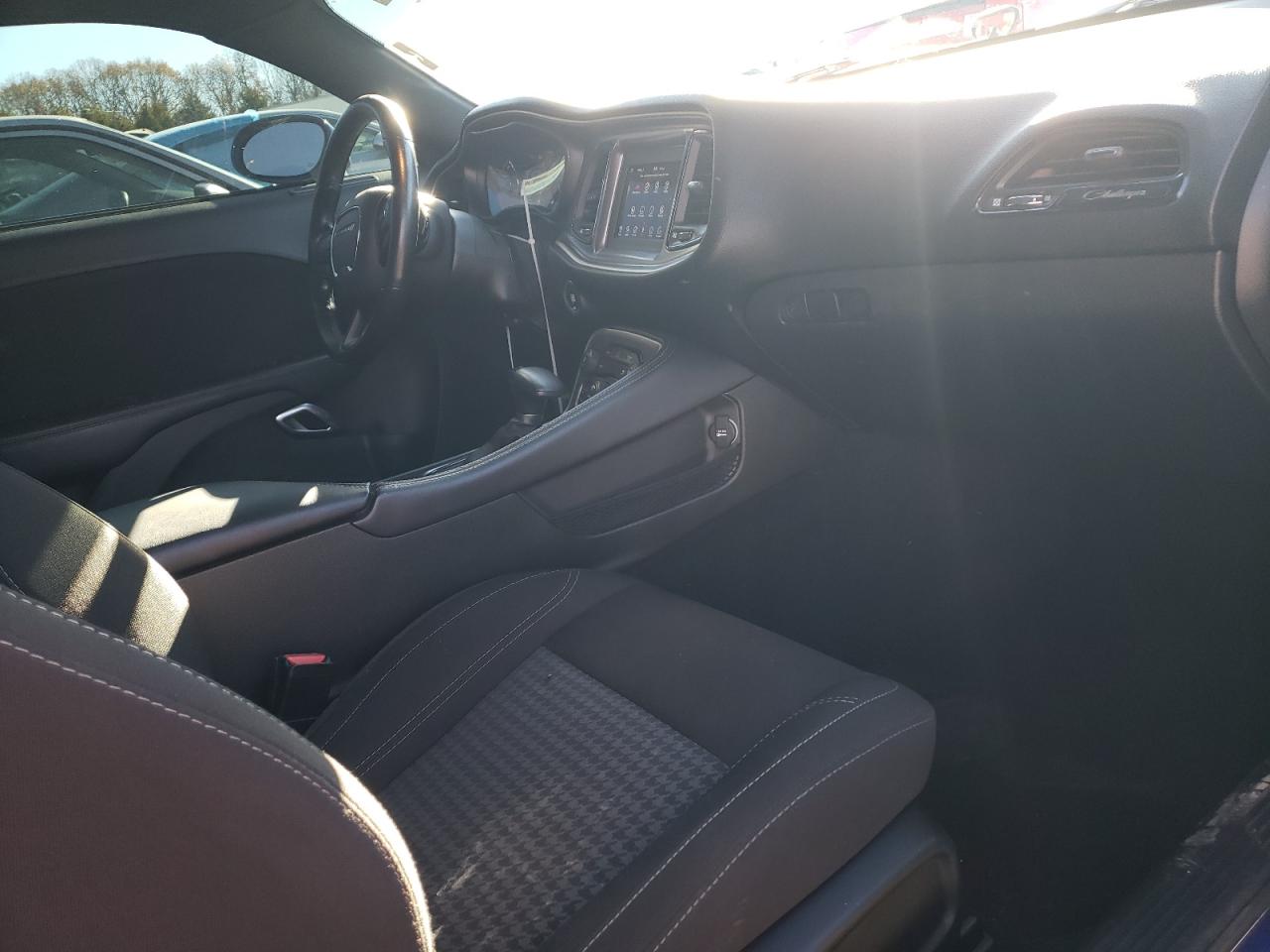 2020 Dodge Challenger - Image 8