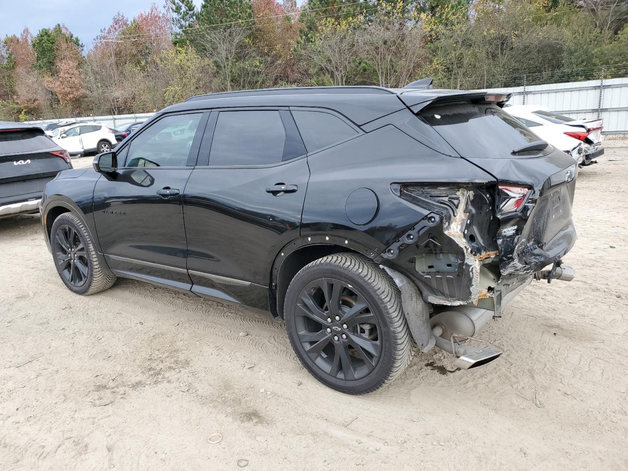 2022 Chevrolet Blazer - Image 2