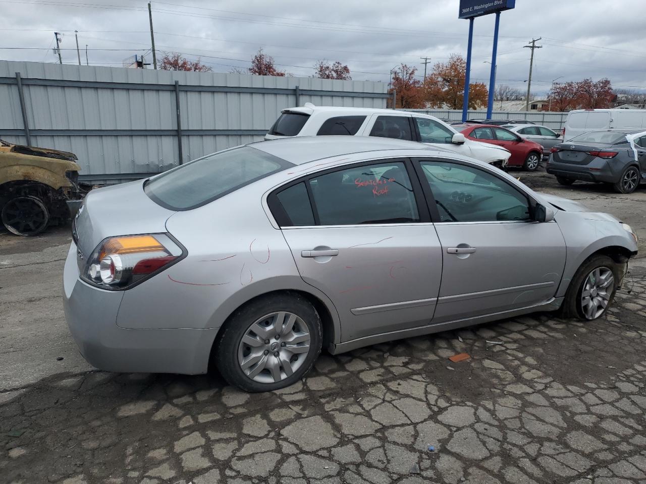 2012 Nissan Altima - Image 3