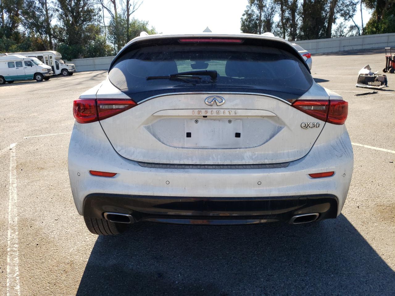 2017 Infiniti Qx30 Base VIN: SJKCH5CP9HA028085 Lot: 79073114