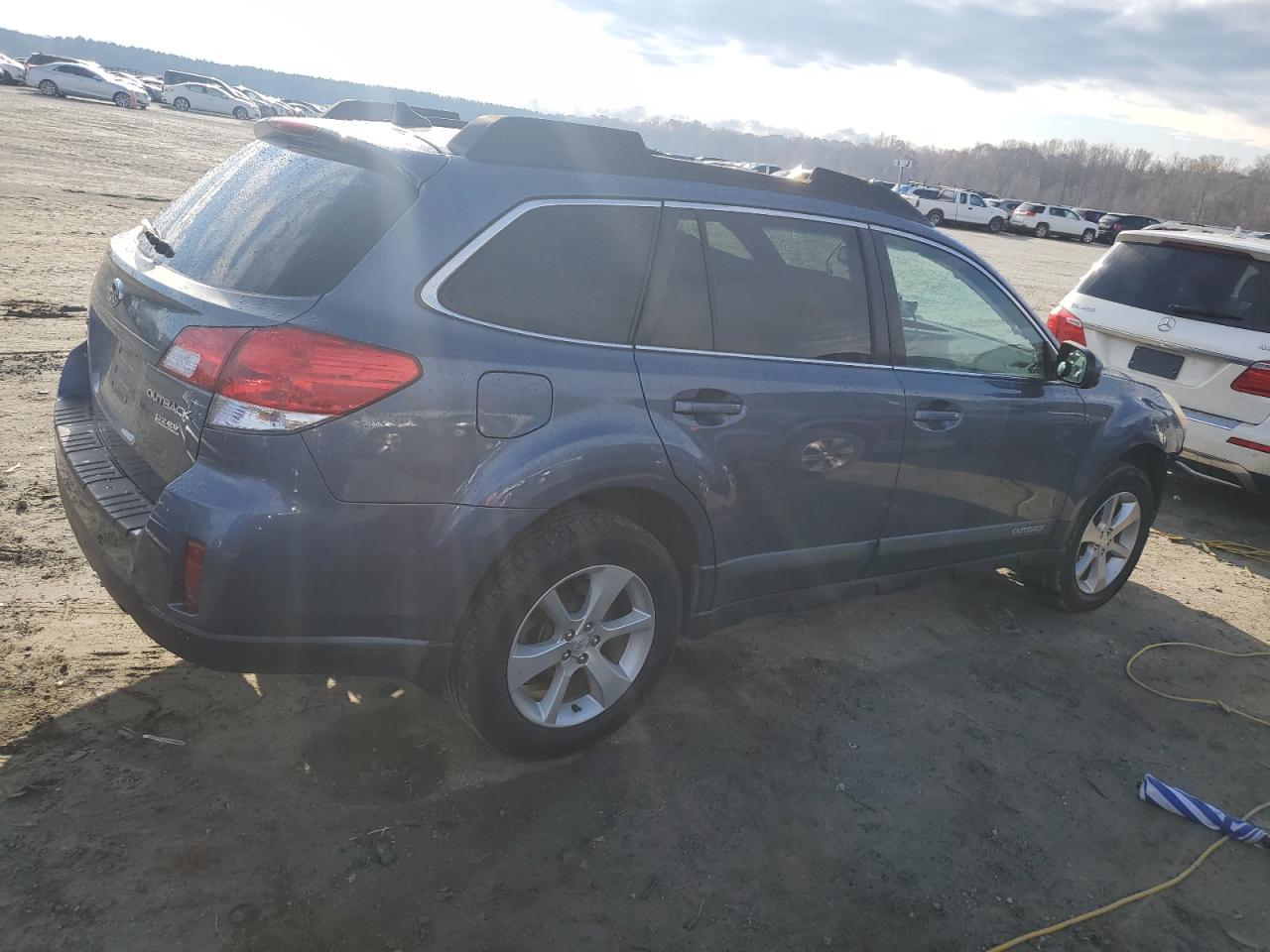 2014 Subaru Outback - Image 3