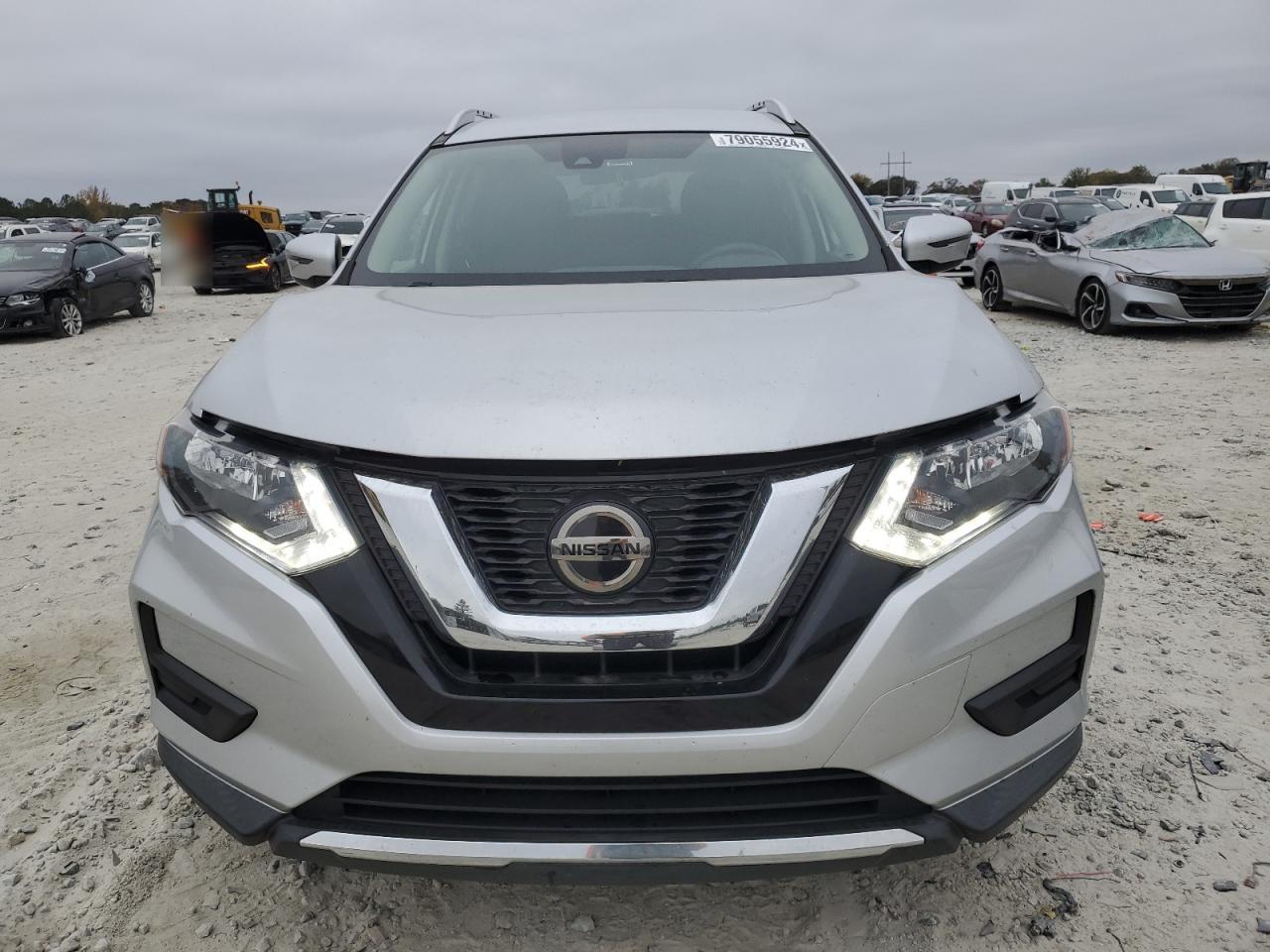 2020 Nissan Rogue - Image 5