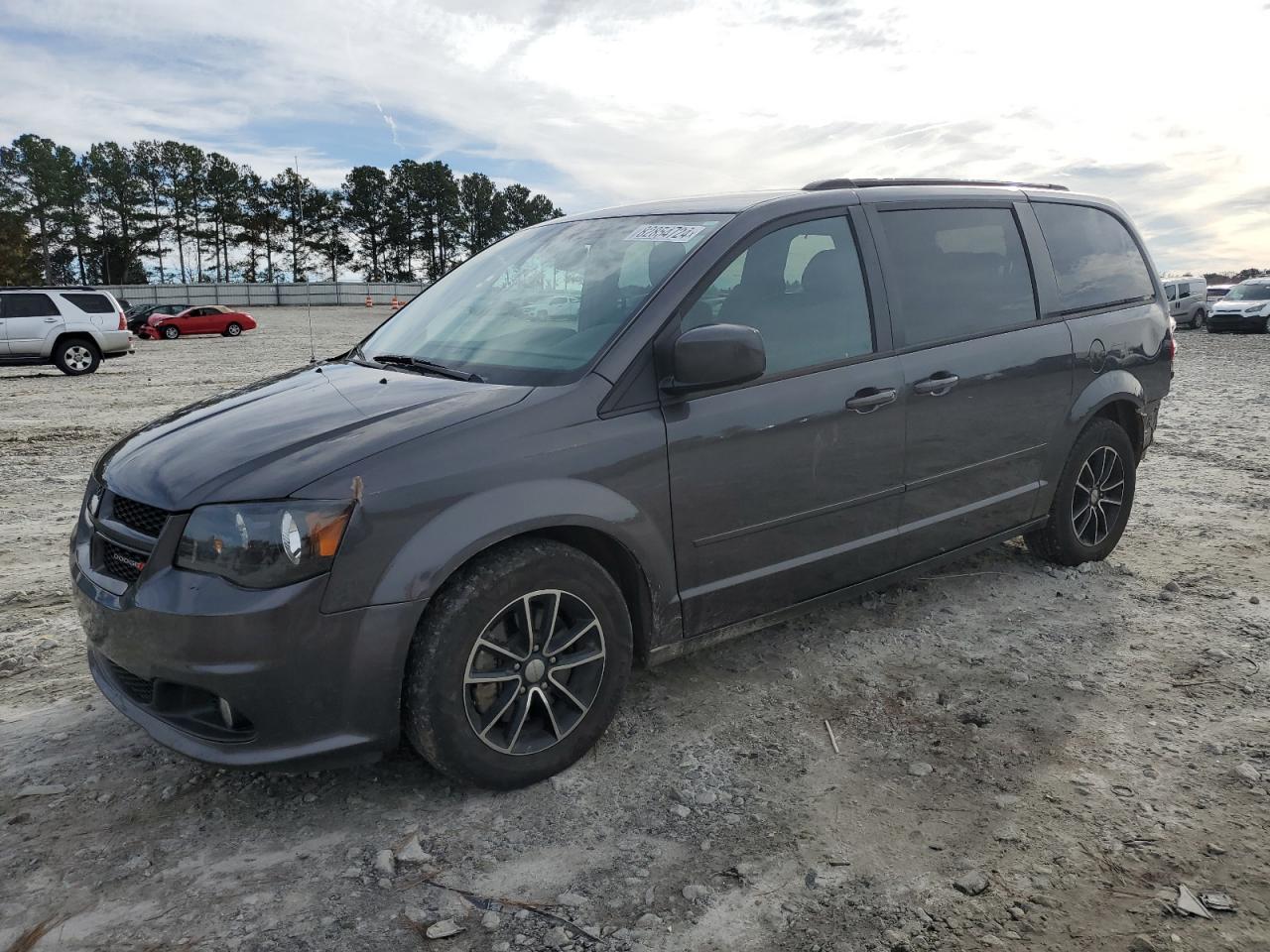 2017 Dodge Caravan - Image 1