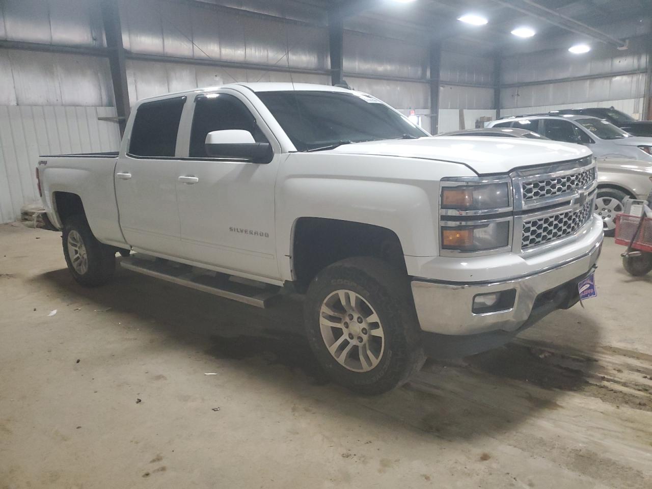 2015 Chevrolet Silverado - Image 4