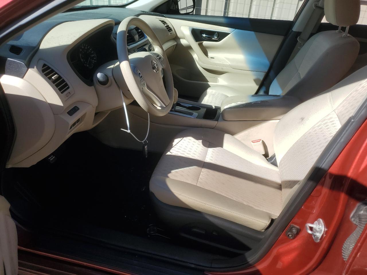 2016 Nissan Altima - Image 7