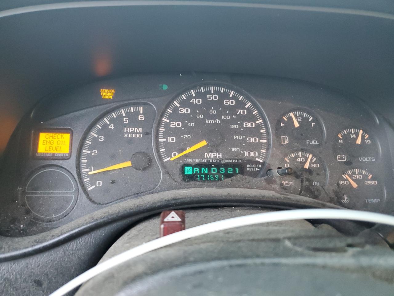 2000 GMC Sierra - Image 9