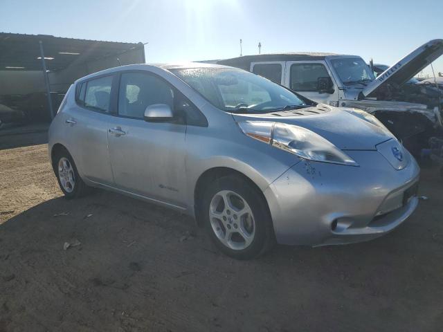  NISSAN LEAF 2013 Серебристый