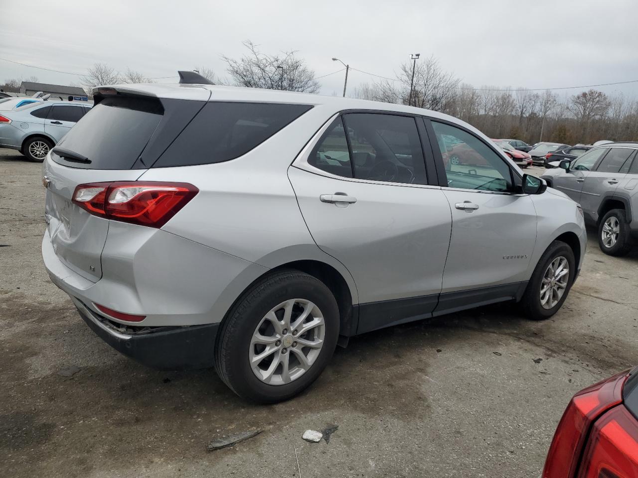 2021 Chevrolet Equinox - Image 3