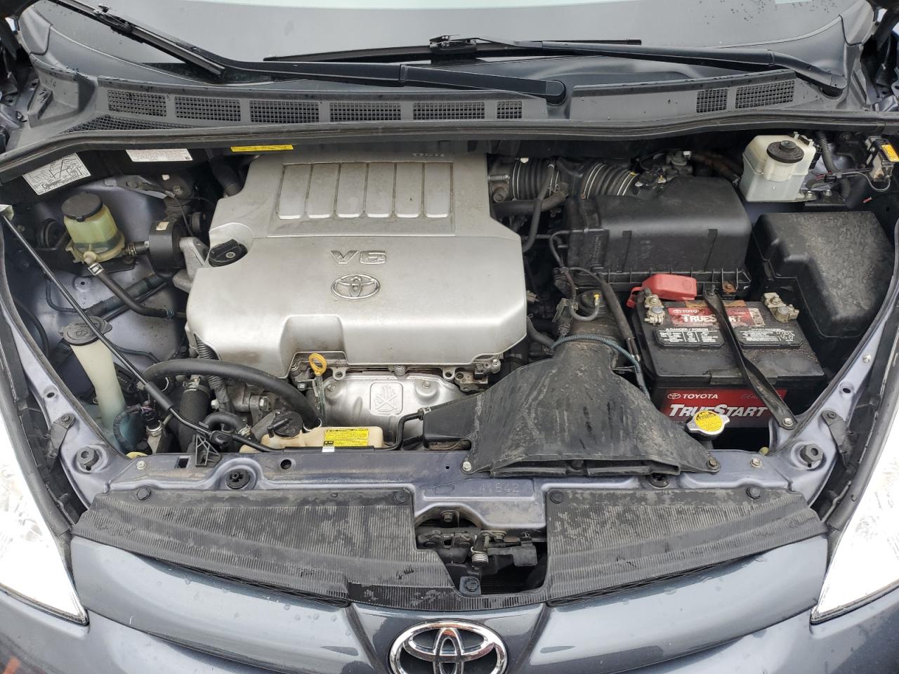 2008 Toyota Sienna - Image 12