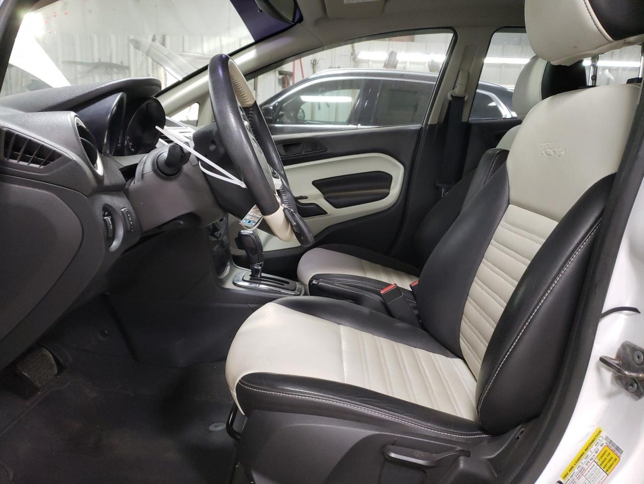 2013 Ford Fiesta - Image 7